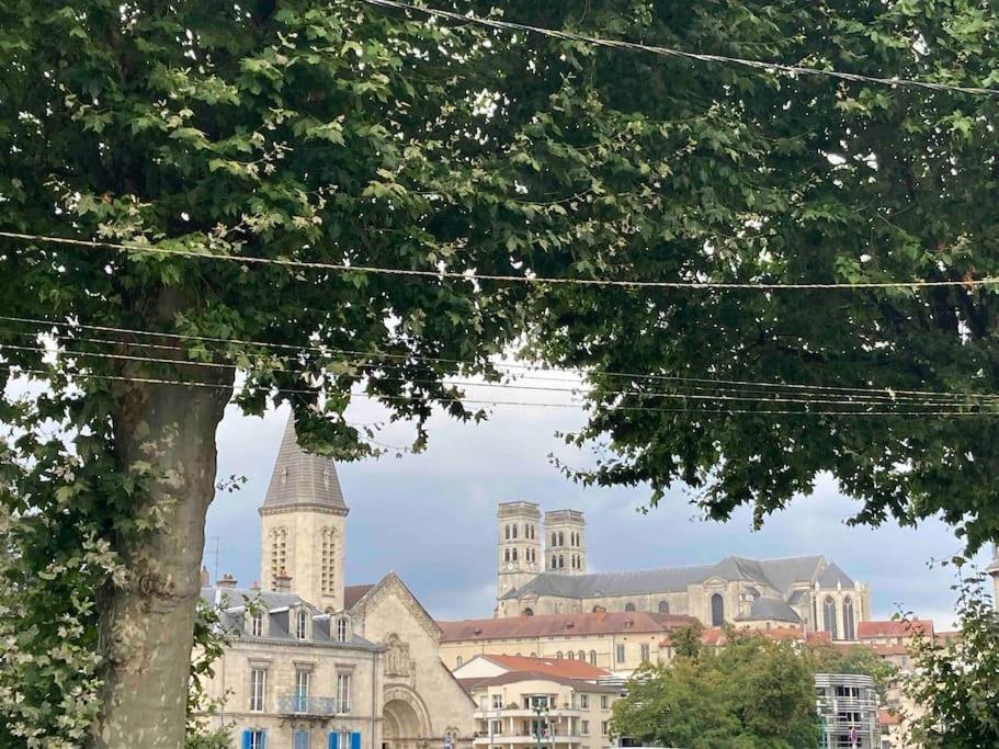Le Petit Kiosque - Terrasse Parking & Local Velo Lägenhet Verdun-sur-Meuse Exteriör bild